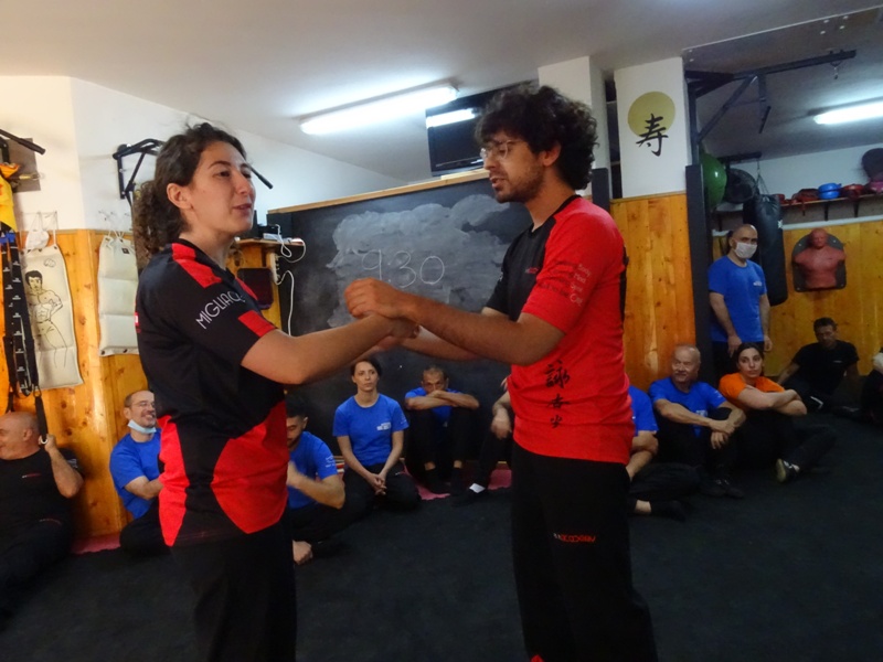 Kung Fu Academy di Sifu Mezzone Arti Marziali e palestra di Sport da Combattimento Wing Chun Weng Chun Tjun Tai Chi Taijiquan Qigong Sanda Difesa Personale (163)